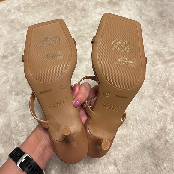 NWOT Heeled Slides - Picture 4 of 4